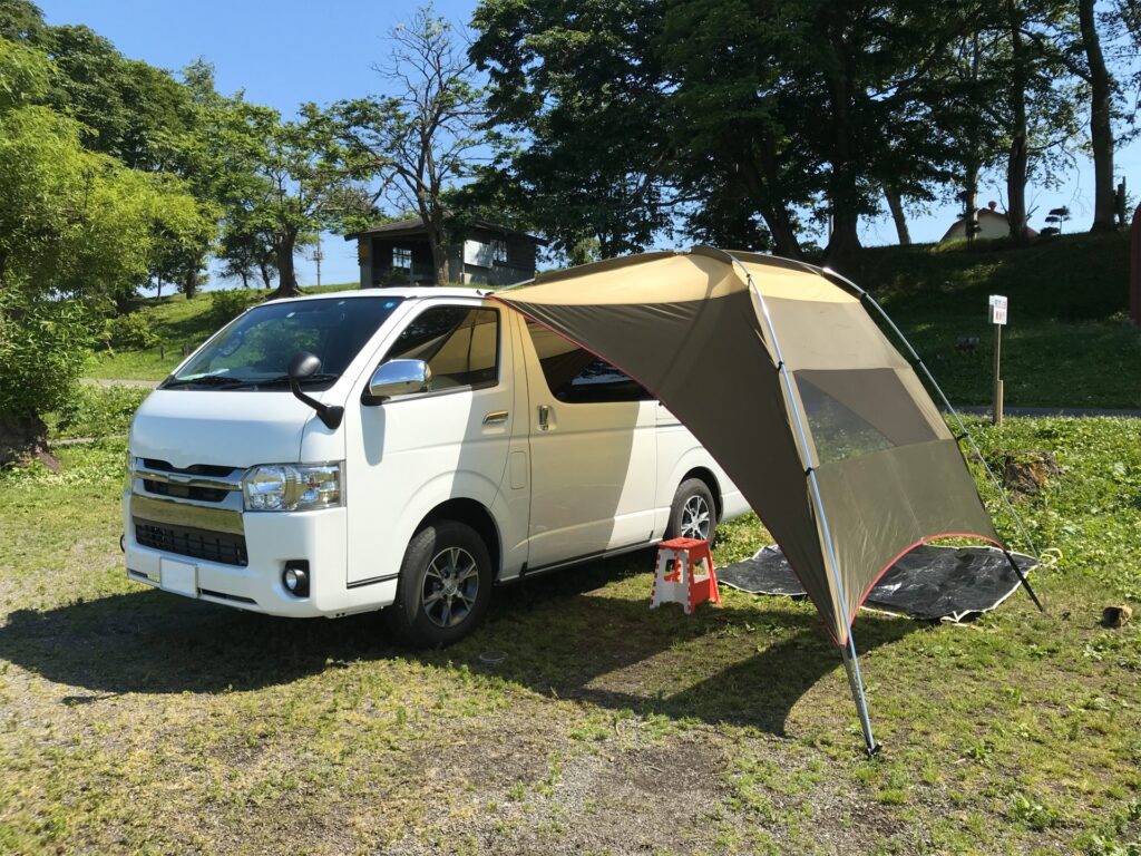 夏の車中泊に必要なもの